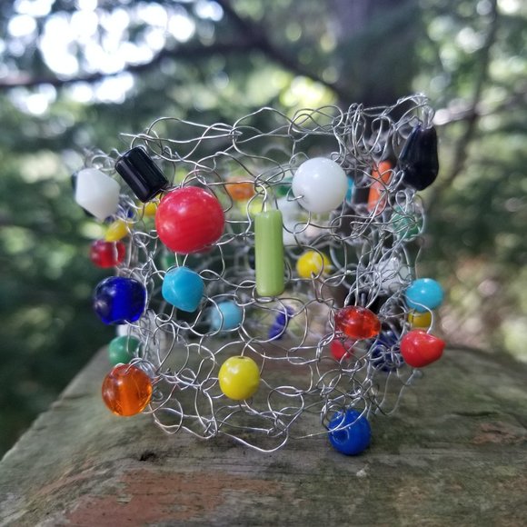 Hand knit beaded bracelet - Picture 2 of 7